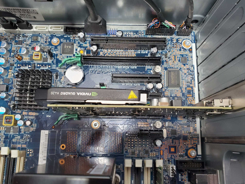 HP Z440 WS, Xeon E5-1620(v3) 3.5GHz, 32 GB , Quadro K420, NO HDD ~