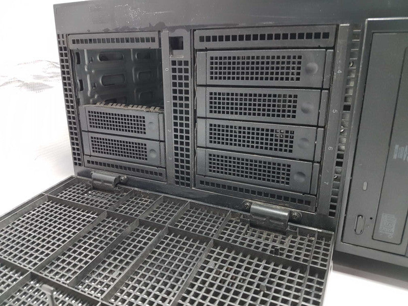 Lenovo TS440 Xeon E3-1245 V3 @ 3.40ghz / 8gb ram / 9240-8i raid ctrl #
