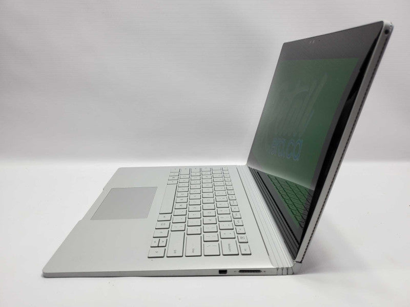 Microsoft Surface Book (1703) i5-6300U 8GB RAM 256GB Storage (READ) |