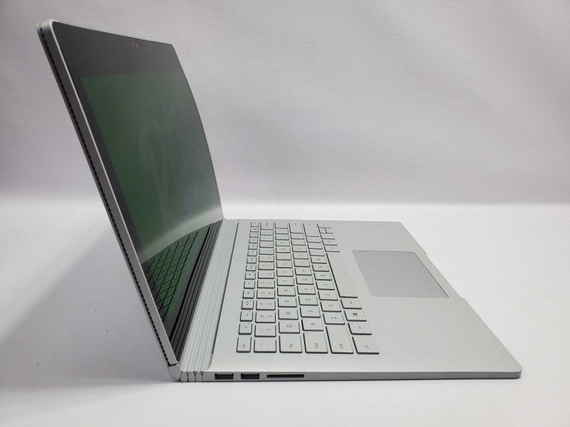 Microsoft Surface Book (1703) i5-6300U 8GB RAM 256GB Storage (READ) |
