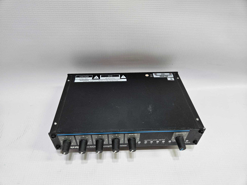 Shure SCM268 4-Channel Mic Mixer Q)