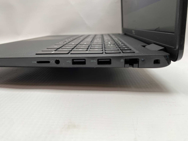 DELL Latitude 3520 with i7-1165G7 16GB RAM & 256GB NVMe SSD Storage  -