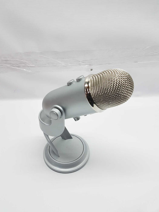 Blue Yeti Microphone - READ #