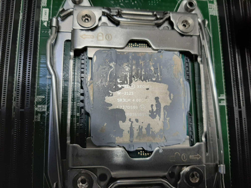 Dell Precision 5820 Xeon W*2125 @ 3.7GHz No RAM/HDD READ $