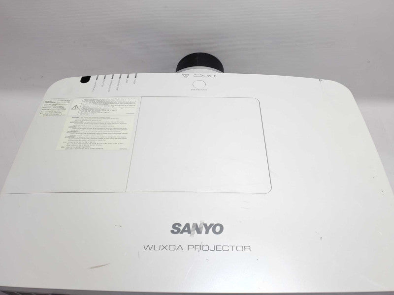 Sanyo PLC-ZM5000L WUXGA FULL 1080P HD LCD PROJECTOR, 5000 LUMENS!! 1172Hrs ~