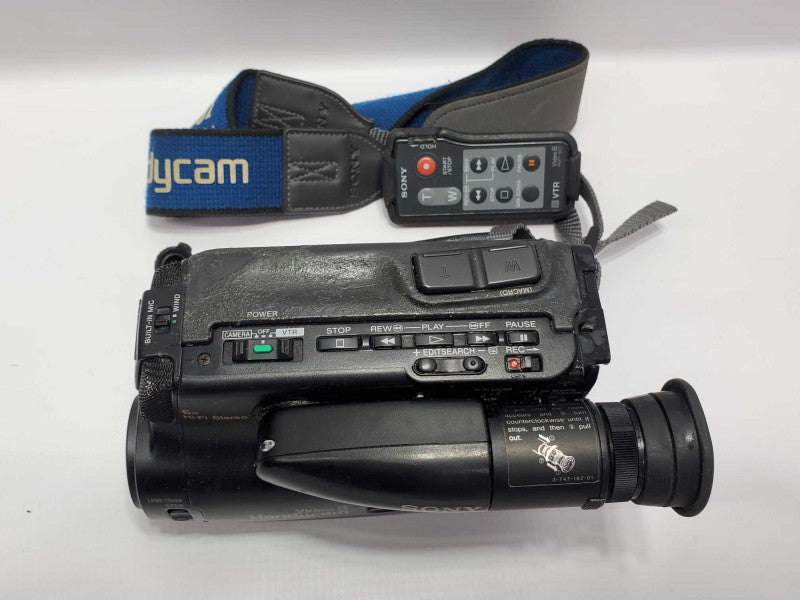 Sony CCD-TR51 Vintage 8mm Videcamera (AS-IS) |
