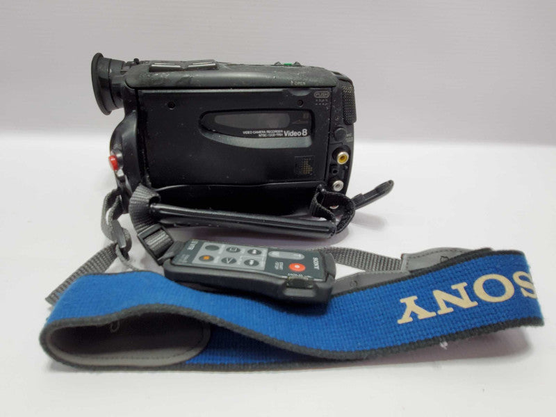 Sony CCD-TR51 Vintage 8mm Videcamera (AS-IS) |