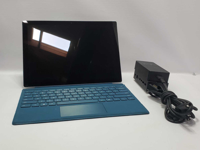 Microsoft Surface Pro 5 (1796) i7-7660U 8GB RAM 256GB Storage |