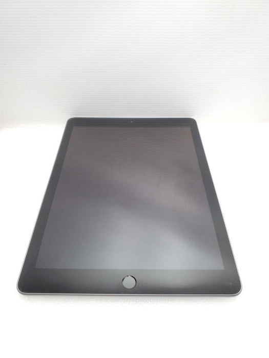 Apple iPad 2018 6th Gen (A1893) 9.7 Inch WiFi 32GB Great Condition ~