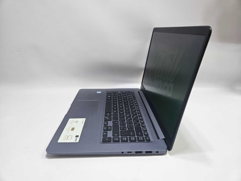 ASUS VIVOBOOK 15.6\\" FHD i5-8250U 1.60GHz 16 GB RAM 256GB SSD )