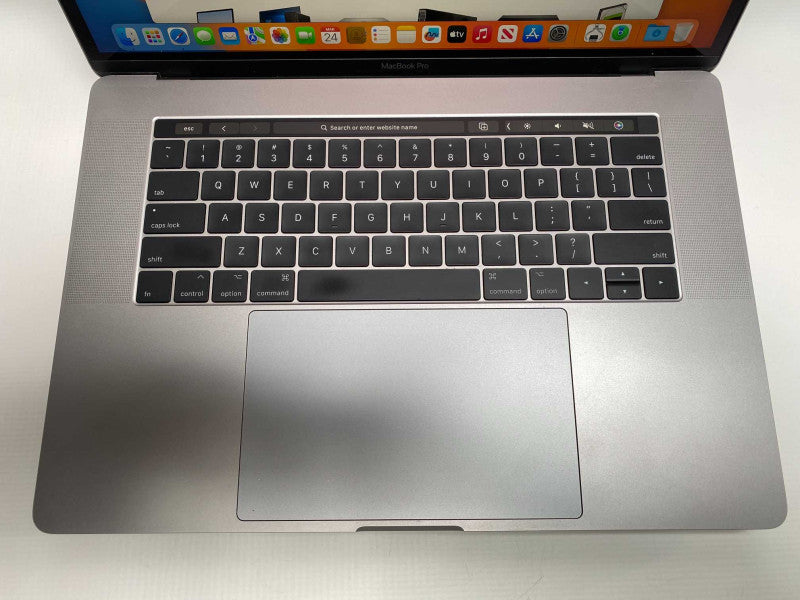 2017 MacBook Pro 15-inch TouchBar with i7 CPU 16GB RAM & 1TB Storage READ  -