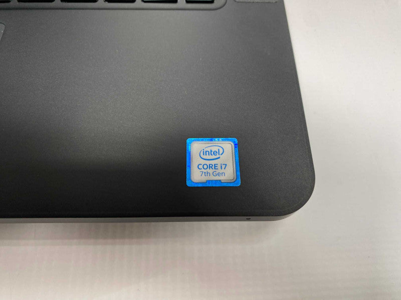 Razer Blade 14â Intel i7 7th gen CPU | RZ09-01953E73  READ  -