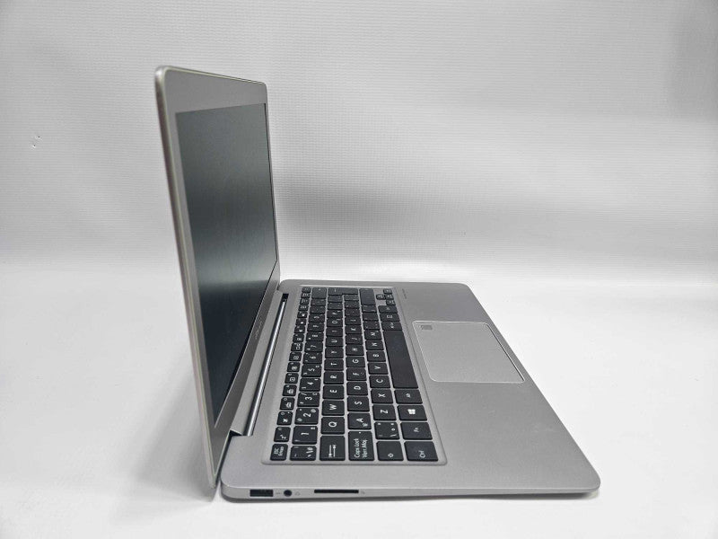 Asus ZenBook UX330C Intel m3 7Y30 @ 1.00GHz 8 GB RAM )