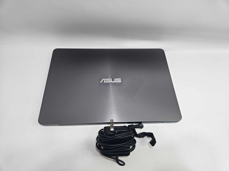 Asus VivoBook UX430U i7-8550U 16 GB RAM 500 GB SSD )