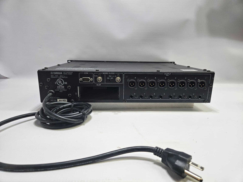 Yamaha DA 824 DA Converter, 8 Channel )