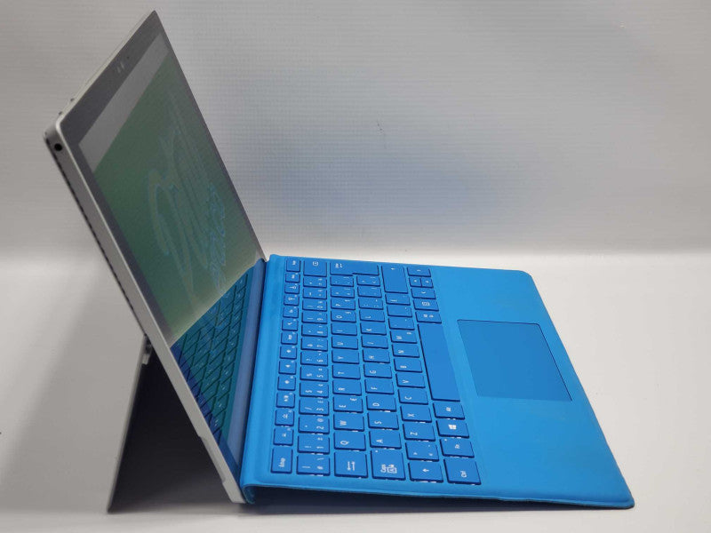 Microsoft Surface Pro 4 (1724) i5-6300U 4GB RAM 128GB Storage Q|