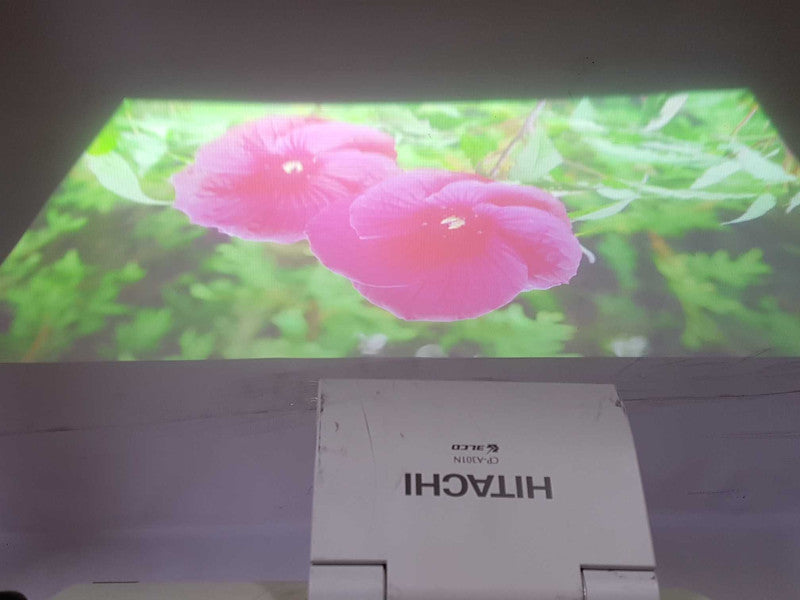 Hitachi CP-A301N Projector 3LCD PROJECTOR / 331 filter HOURS REMAINING #