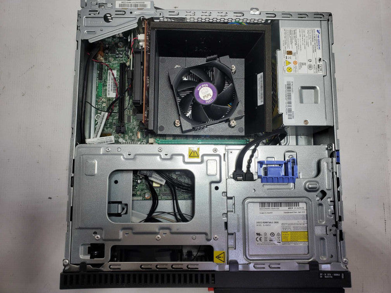 Lenovo Thinkcenter M900 i7-6700  3.4GHz / 8GB  DDR4, NO HDDS  ~