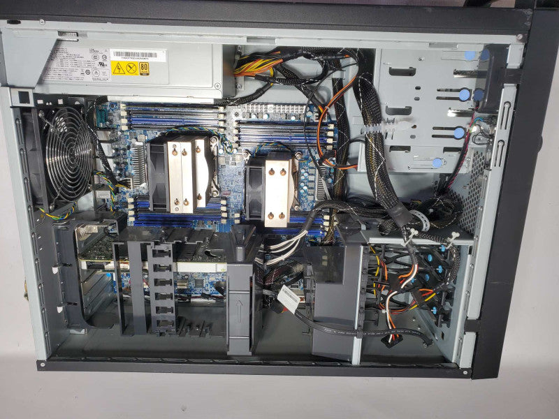 Lenovo Thinkstation D30 Xeon E5-2620 @ 2.00GHz / 8Gb ram / Quadro 4000 GPU ~ ~