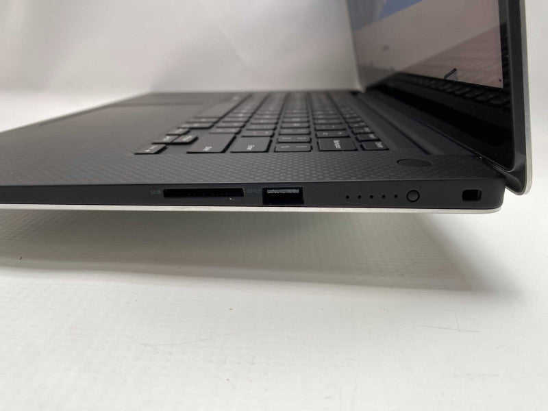 DELL XPS 15 9570 with i7-8750H CPU 32GB RAM & 1TB NVMe Storage  -