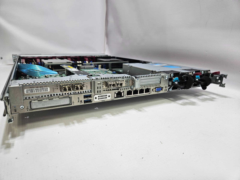 HP Prolaint DL360 Gen9 1x Xeon E5-2630 v4 @ 2.20GHz 32 GB RAM 2x PSU )