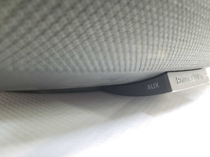 Bowers & Wilkins Zeppelin FP37680 Wireless Smart Speaker _