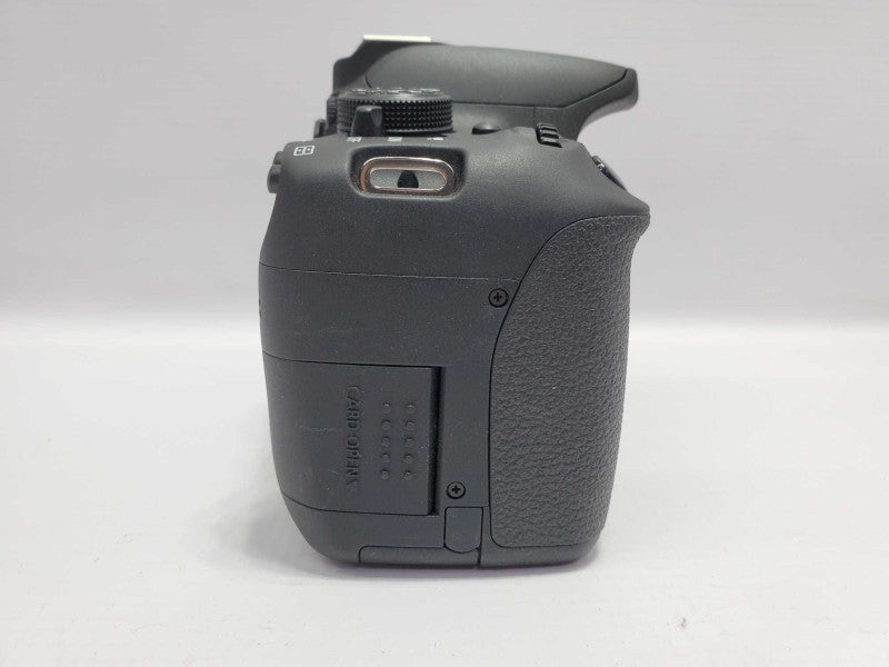 Canon Rebel T5i Camera Body (Parts) |