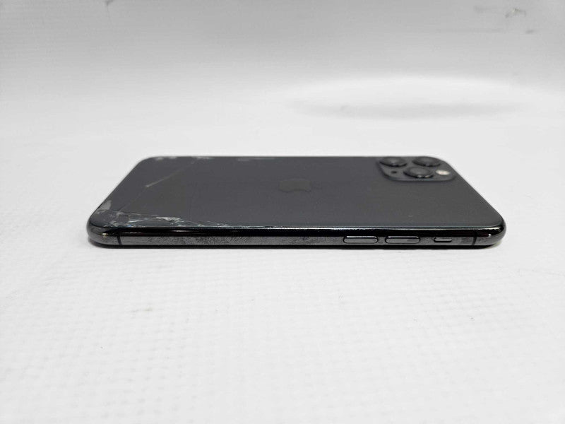 Apple iPhone 11 Pro 64 GB Unlocked  **READ** )