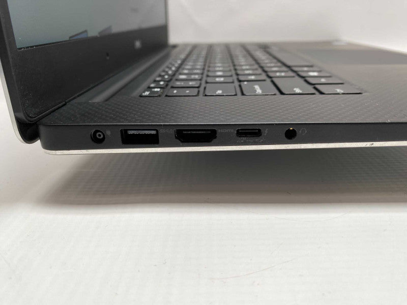 DELL XPS 15 9560 with i7-7700HQ CPU 16GB RAM & 16GB RAM & 512GB SSD Storage  Q-