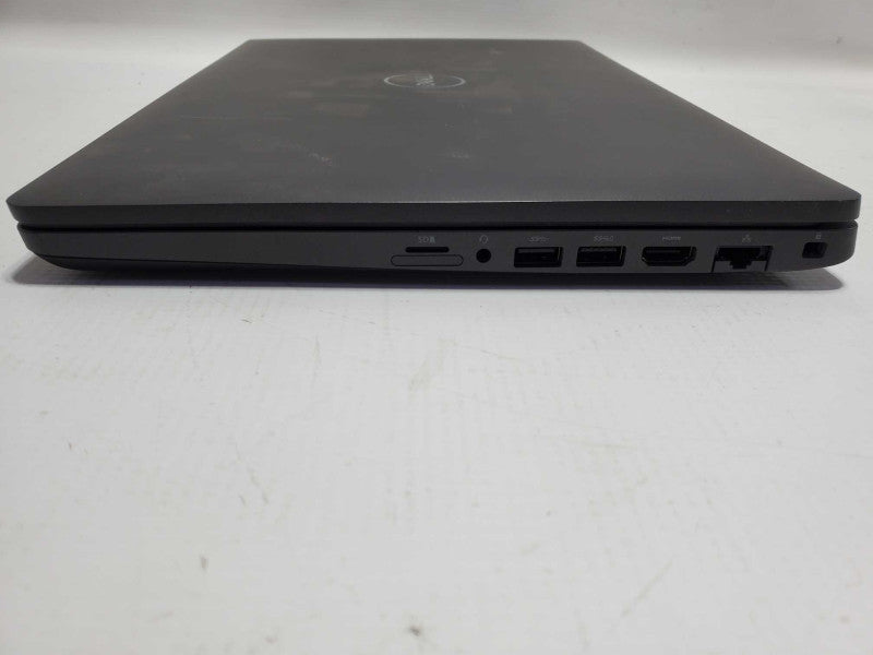 Dell Precision 3540 15.6\\" Core i7-8665U @ 1.9GHz 16GB DDR4 500GB SSD ~