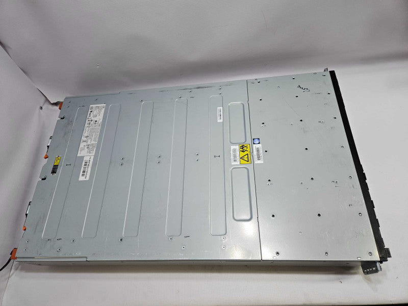 IBM Blade Server 2x Blades; Xeon E5-2618L v4 @ 2.20GHz 128GB DDR4 RAM /Blade )