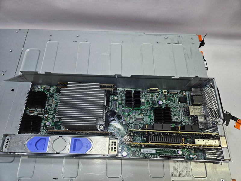 IBM Blade Server 2x Blades; Xeon E5-2618L v4 @ 2.20GHz 128GB DDR4 RAM /Blade )
