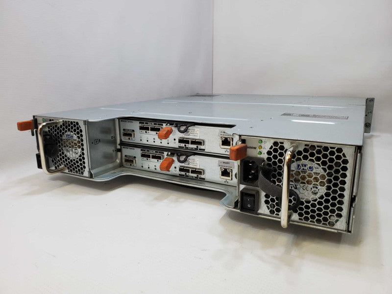 Dell PowerVault MD3200i, 2x MD32 Controllers 2x 600W 12x 3.5\\" \t Q(