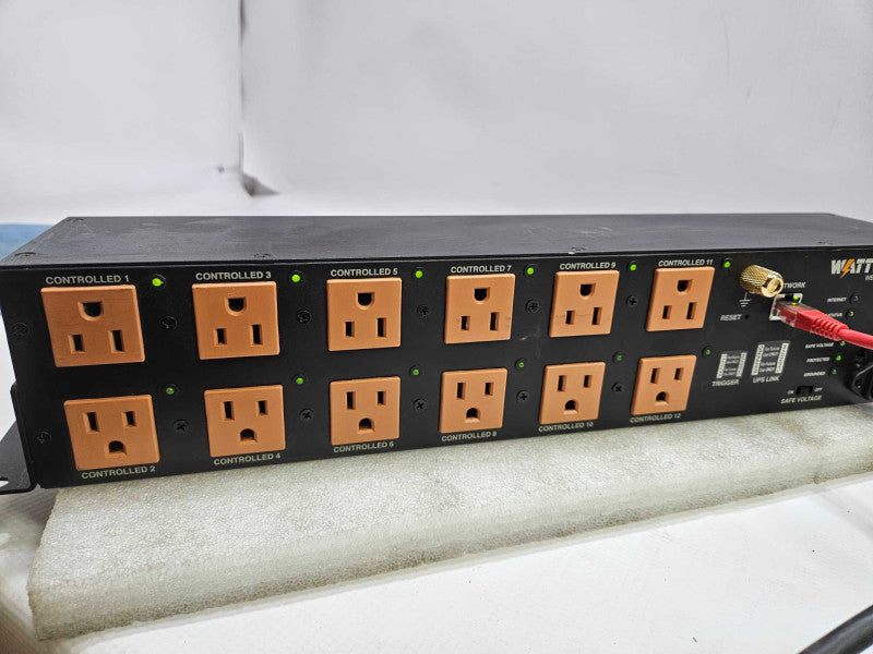 WATTBOX WB-700-IPV-12 Rack Mount IP Controllable Power Conditioner )