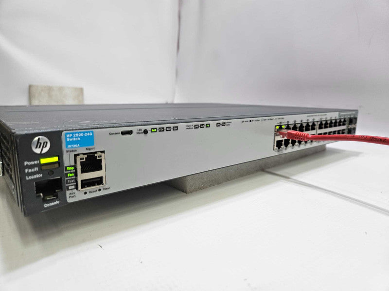 Network Switch HP 2920-24G / J9726A 24-Port with 4 SFP Ports - With RM Ears )