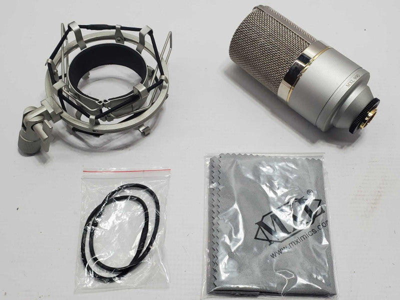 MXL 990 Condenser Microphone with Mounting Bracket and Accessories |