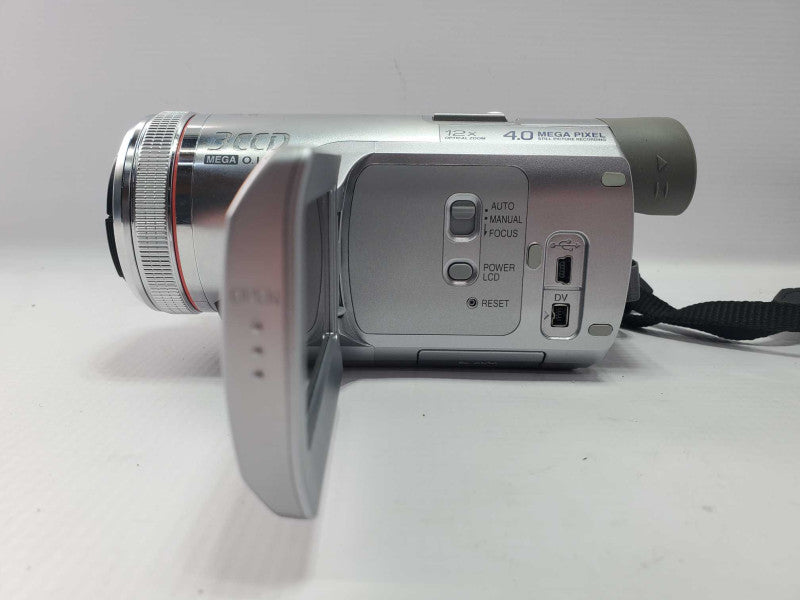 Panasonic PV-GS550 |