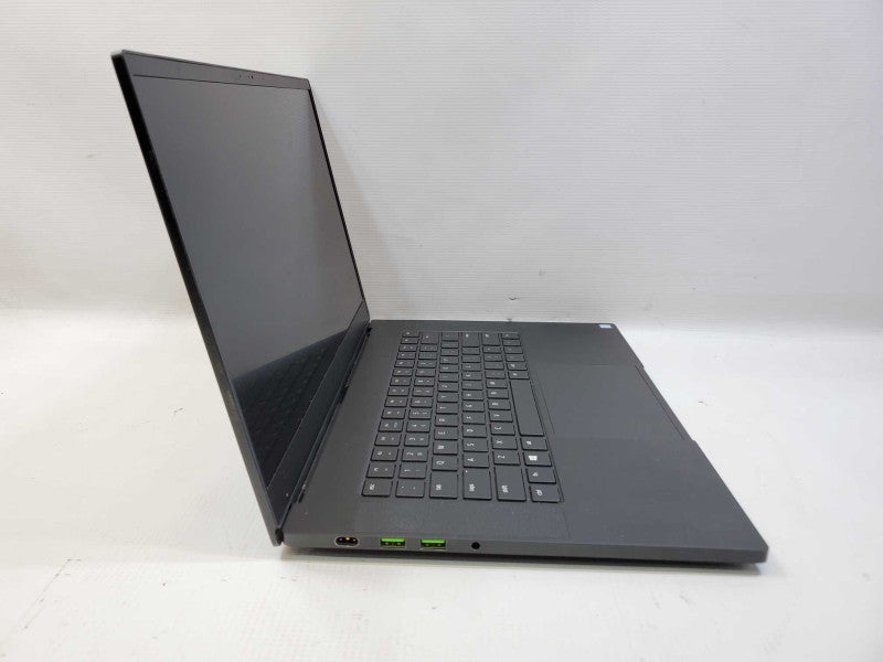 Razer RZ09-02385E92 with i7 8th Gen 32GB DDR4 No HDD/Battery (