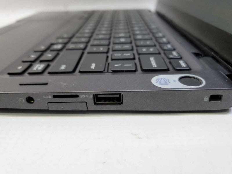 Dell Latitude 5300 2-in-1 Core i7-8665U @ 1.9GHz 16GB DDR4 No HDD (