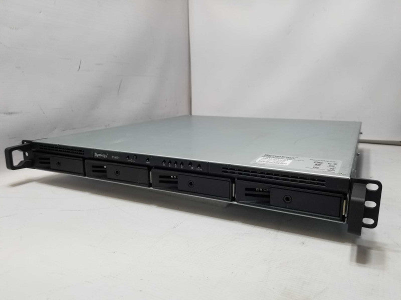Synology Rackstation RS815+, 4X Caddies, No HDD Has power, AS IS  _