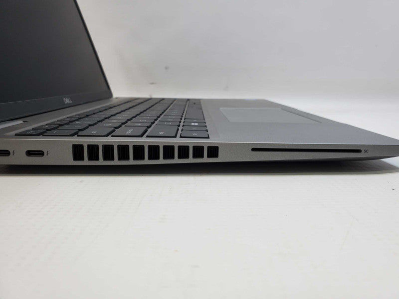 Dell Latitude 5520 Core i5 11th Gen No Ram/HDD/Battery (