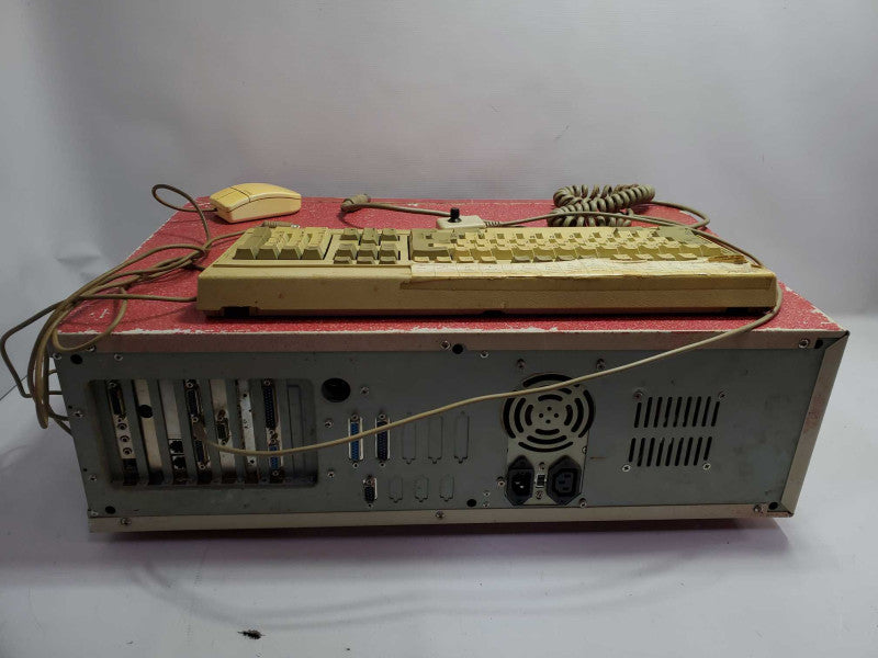 Vintage PC Pentium 1st Gen, with Keyboard, Mouse and Gravis controller  AS-IS ~