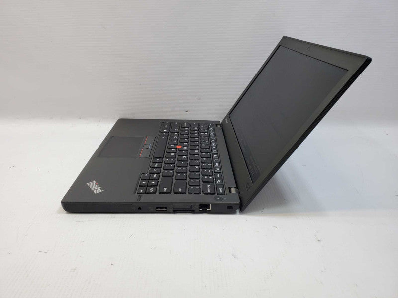 Lenovo ThinkPad x250 Core i7-5600U @ 2.6GHz 8GB DDR3 No HDD (