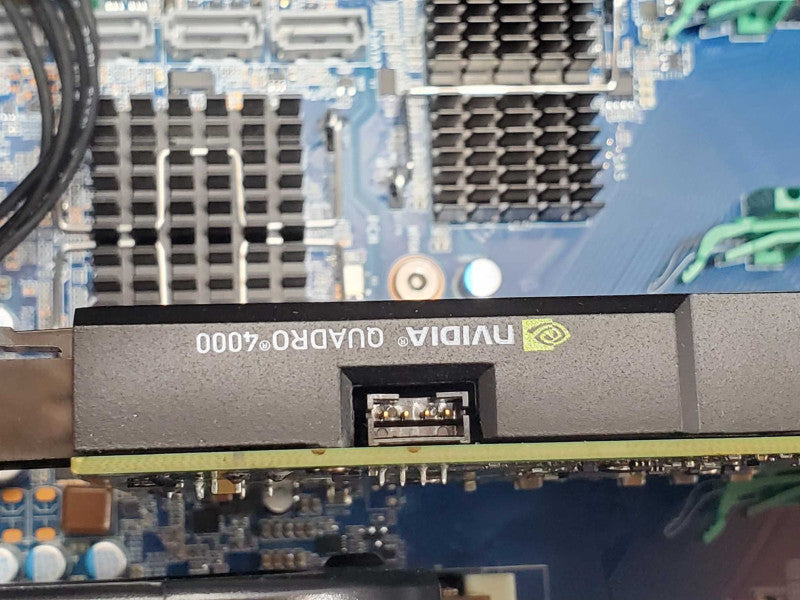 HP Z840 WS 2x Xeon E5-2623(v4) 2.6GHz/128GB, Quadro 4000, 3x 240GB SSD ~