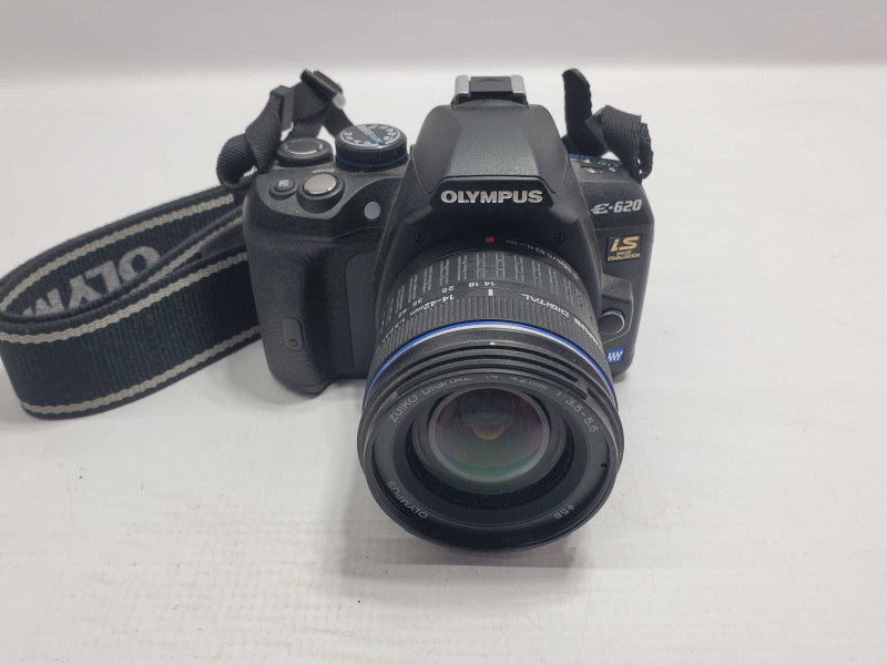 Olympus E-620 12.3MP DSLR Camera with 14-42mm 1:3.5-5.6 Lens |