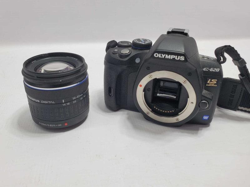 Olympus E-620 12.3MP DSLR Camera with 14-42mm 1:3.5-5.6 Lens |