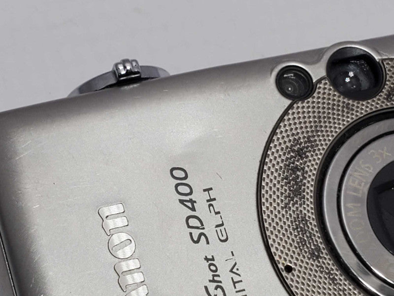 Canon PowerShot SD 400 5.0MP Digital Camera |