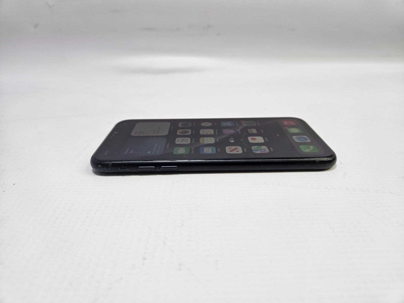 Apple iPhone XR 128 GB Black (Unlocked) Smartphone - Back Glass Cracked )