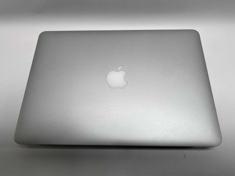 MacBook Pro Retina 13-inch Early 2015 with i5-5257U CPU 8GB RAM & 250GB  -