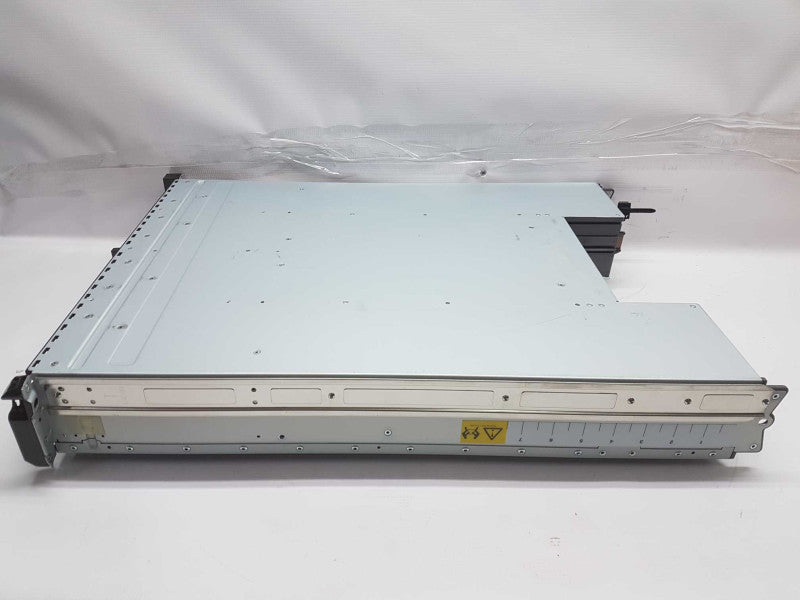 IBM 2076 V7000 Model 324 enclosure / 2x psu / 2x ctrl 00AR157 #